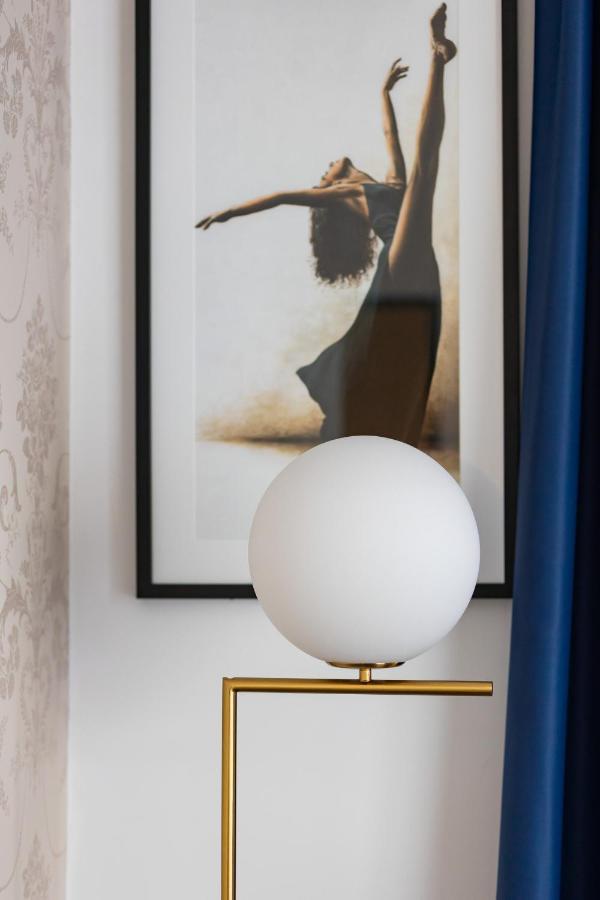Warszawa Srodmiescie Bonifraterska Apartments By Noclegi Renters エクステリア 写真