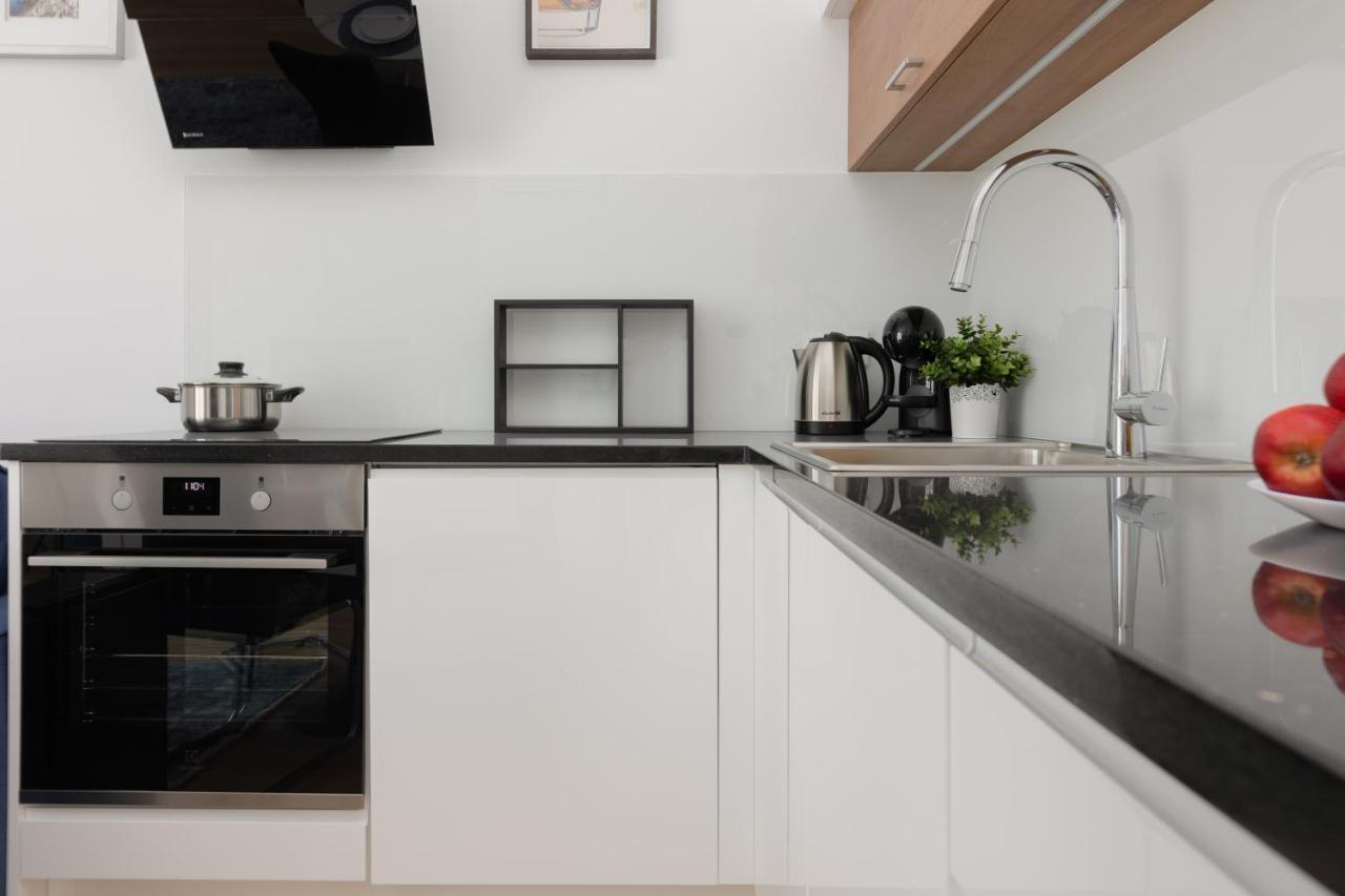 Warszawa Srodmiescie Bonifraterska Apartments By Noclegi Renters エクステリア 写真